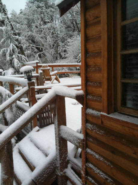 雪松谷小屋图片下载