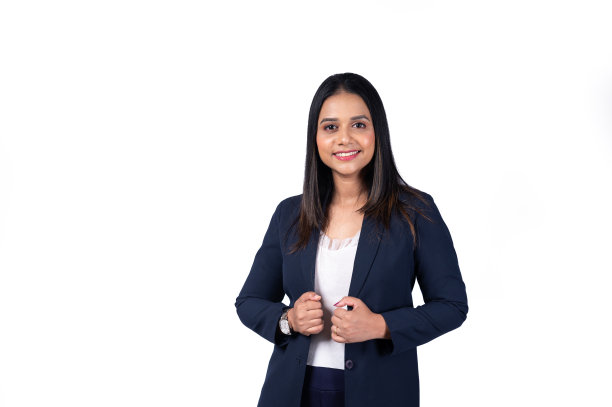 微笑自信的年轻女商人图片下载