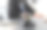 聚焦特写木槌模糊背景的法律团队。平衡图片下载