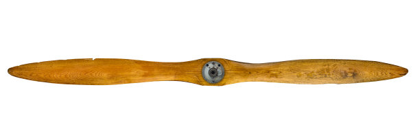 白色背景上的木制飞机螺旋桨图片下载