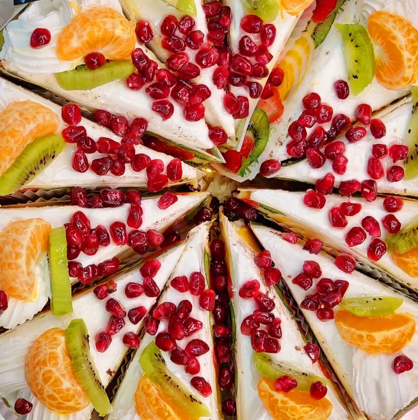 水果蛋糕作为艺术家的背景图片下载