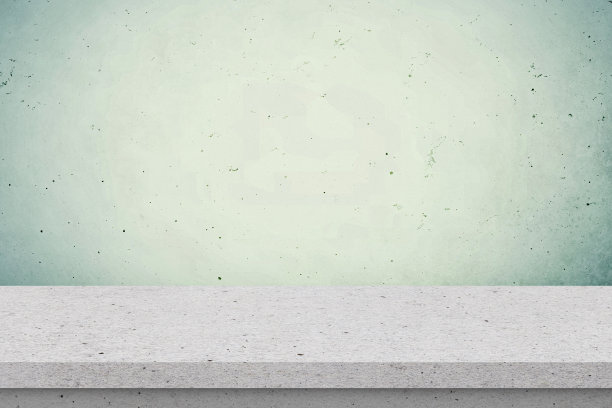 蓝色墙壁背景上的混凝土搁板桌图片下载