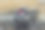 越野车在泥和水上的极限骑行图片下载