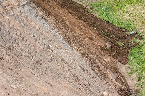 工地地面平整。建设背景。鸟瞰图。图片下载