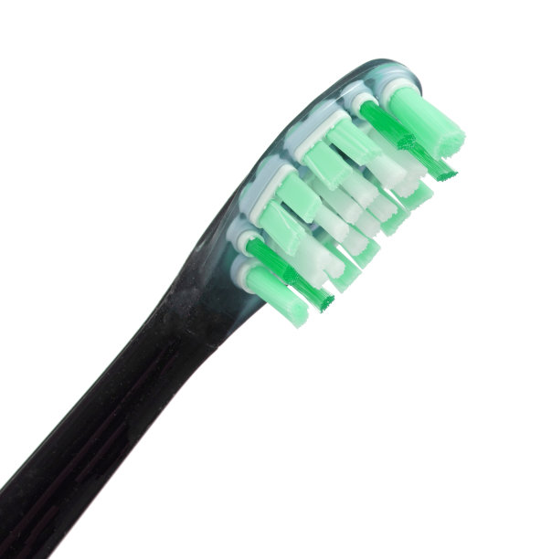 现代牙刷被隔离在白色背景上图片下载