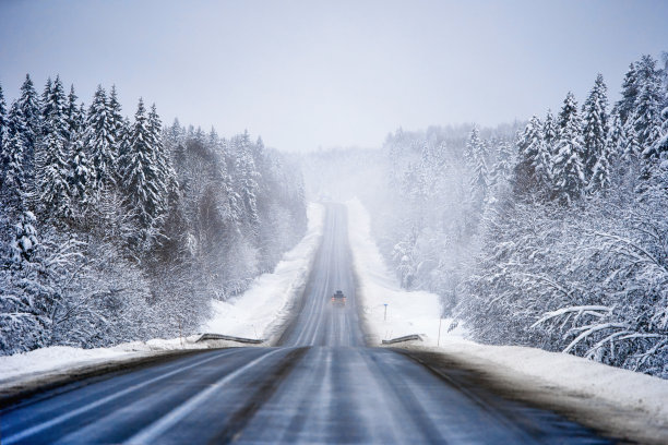 自驾游图片冬季公路在北领地图片下载
