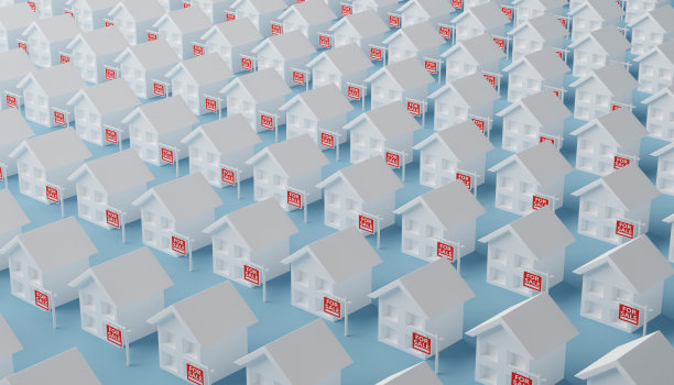 物业或房地产抵押贷款的概念，在蓝色背景上有一个标签或标志出售。企业经济理念。三维演示图片下载