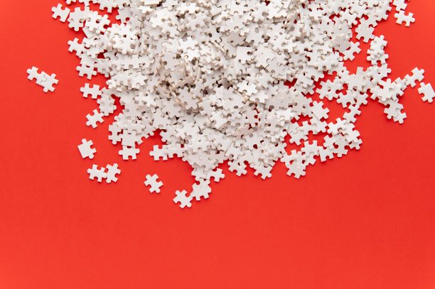 白色的难题图片下载