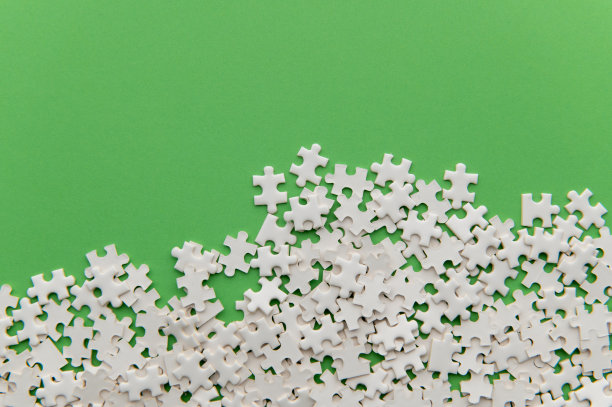 白色的难题图片下载