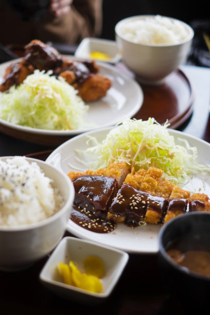 味噌是日本名古屋的特产。图片下载