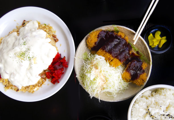 味噌是日本名古屋的特产。图片下载