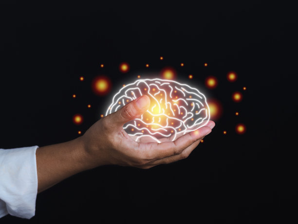 手掌上大脑的数字图像。人工智能，AI技术。图片下载