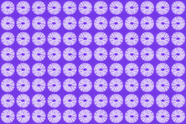 非洲波点纺织品-花卉图案，蜡染织物-淡紫色和白色图片下载