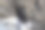 洞穴入口在古老的岩石图片下载