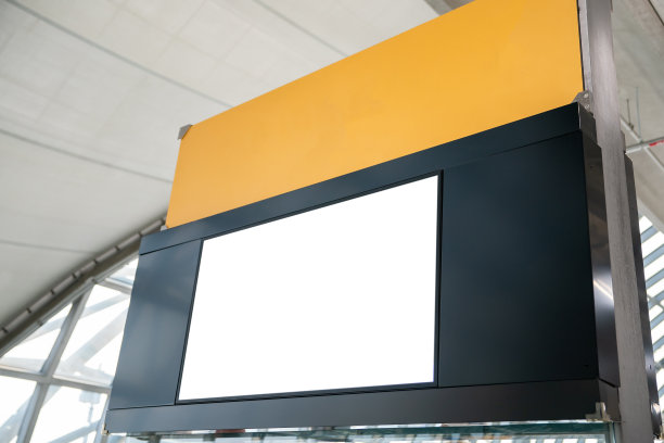 机场的空白广告牌。图片下载