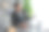 现代职业商人在现代办公桌旁。狂热的图片下载