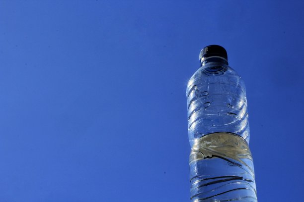 喝瓶。图片下载