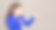 微笑和快乐的小女孩展示了双手的食指在复制空间孤立的白色背景图片下载