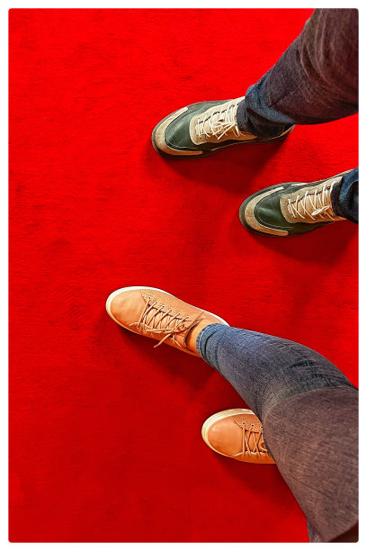 踏上红地毯图片下载