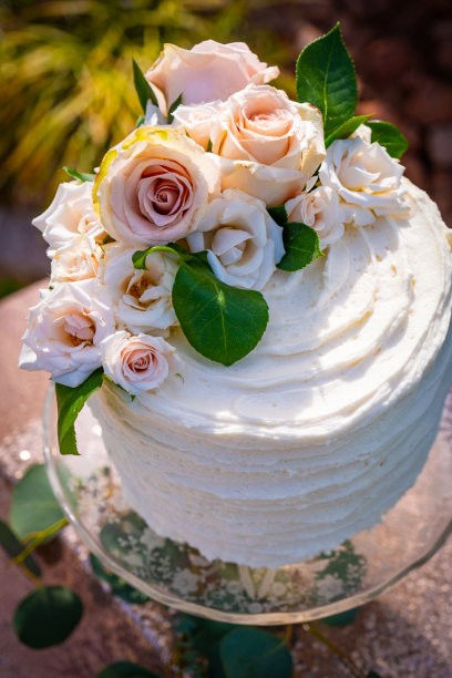优雅的婚礼蛋糕图片下载