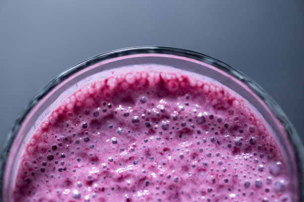 蓝莓的鸡尾酒图片下载