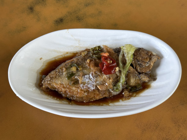 用酱油煮的鱼图片下载