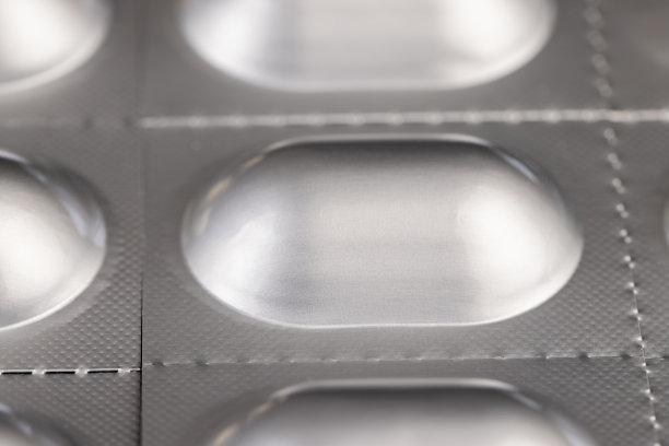 铝制吸塑带药，近距离观察图片下载