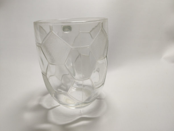 概念玻璃杯与图案图片下载