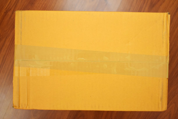 棕色盒子包装，适合海运，纸张质感好图片下载