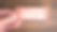 长期的。一个男人手里拿着一张写着文字的纸图片下载