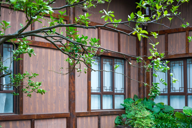 中国传统木制和竹制建筑的特写图片下载