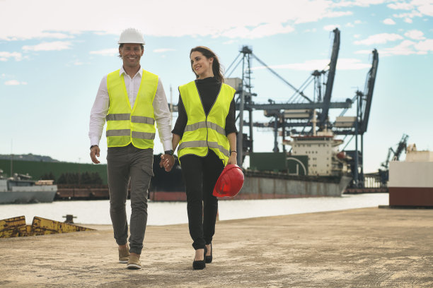 工作爱情图片下载