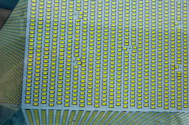 聚光灯面板上的led特写。图片下载