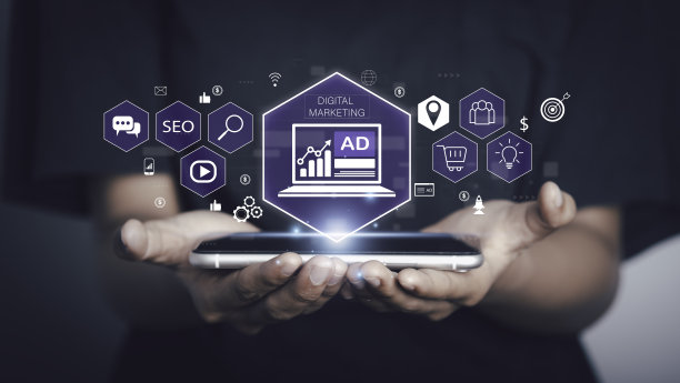 数字营销和在线广告概念。通过数字搜索引擎，网站广告，电子邮件，社交网络，搜索引擎优化，视频分析仪表板规划业务推广产品。图片下载