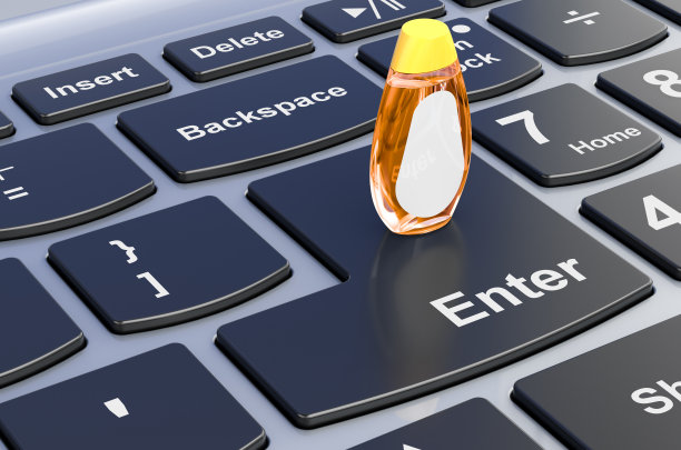 洗发水瓶子在笔记本电脑键盘上，3D渲染图片下载