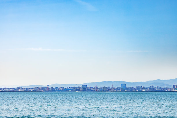 从福冈县的米农中道看博多湾图片下载