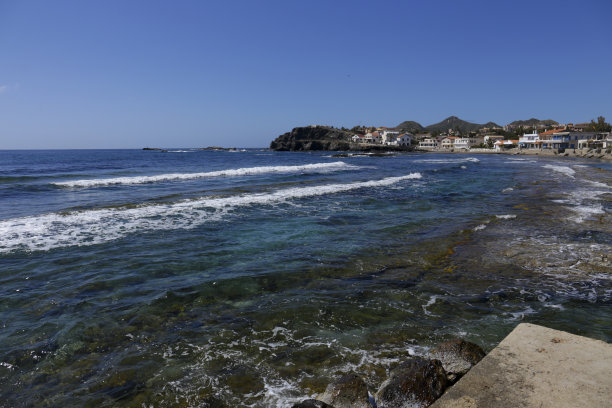 卡波德帕洛斯渔村的海滩和海湾图片下载