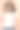 白人女孩，7岁，穿着白色t恤和牛仔裤，戴着屈光度眼镜，垂直摄影图片下载