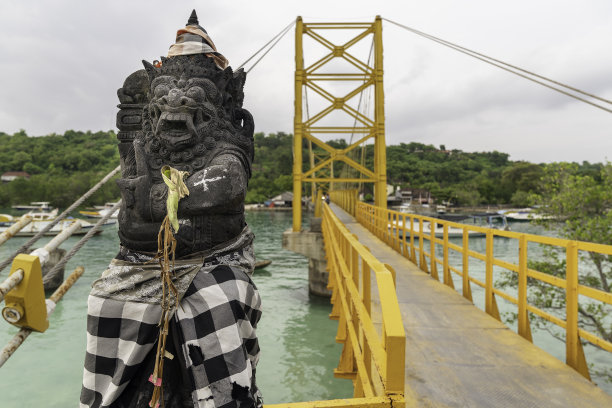 黄桥努萨，巴厘岛，印度尼西亚图片下载