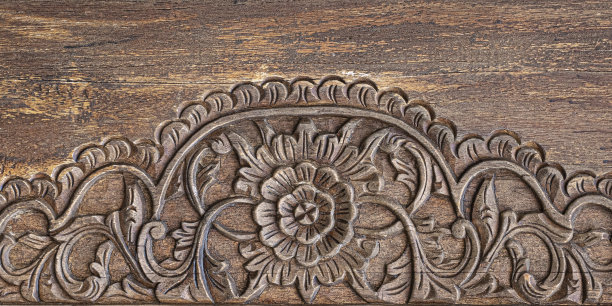 木板上雕花图案图片下载