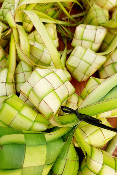 赖爷的巢穴图片下载