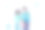家庭在保护泡泡里，爸爸妈妈和孩子戴上医用口罩保护健康图片下载