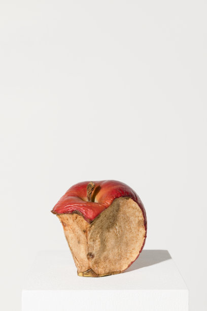 白底烂苹果图片下载