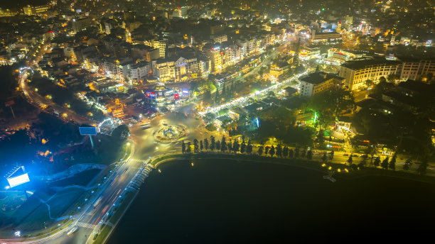 大姐:越南的深夜图片下载