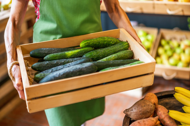 食品超市工作人员图片下载