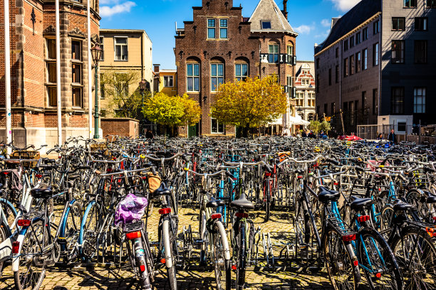 荷兰格罗宁根的城市景观图片下载