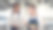 两个非洲和亚洲学生站在烹饪课上。在校园学习烹饪根据食谱讨论食物的配料。在笔记本电脑。穿厨师服的女人。图片下载
