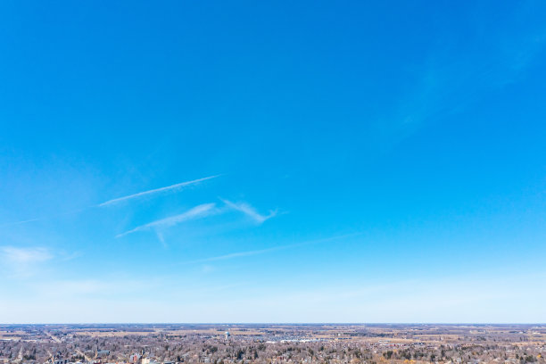 铁路轨道和火车站，斯特拉特福市，加拿大图片下载