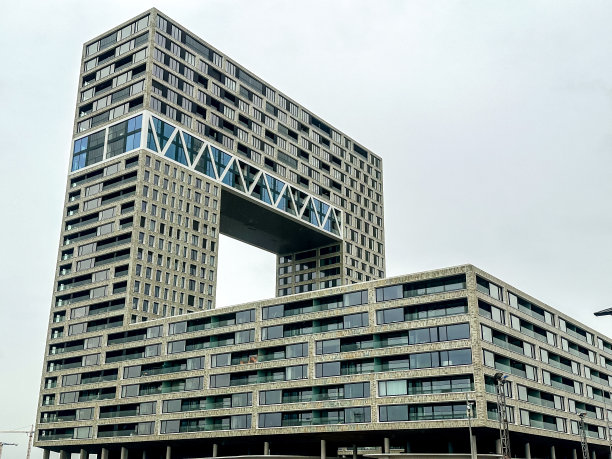 阿姆斯特丹Ij河沿岸的现代建筑图片下载