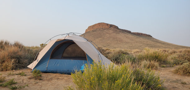 科罗拉多州库雷坎蒂国家娱乐区的帐篷露营图片下载